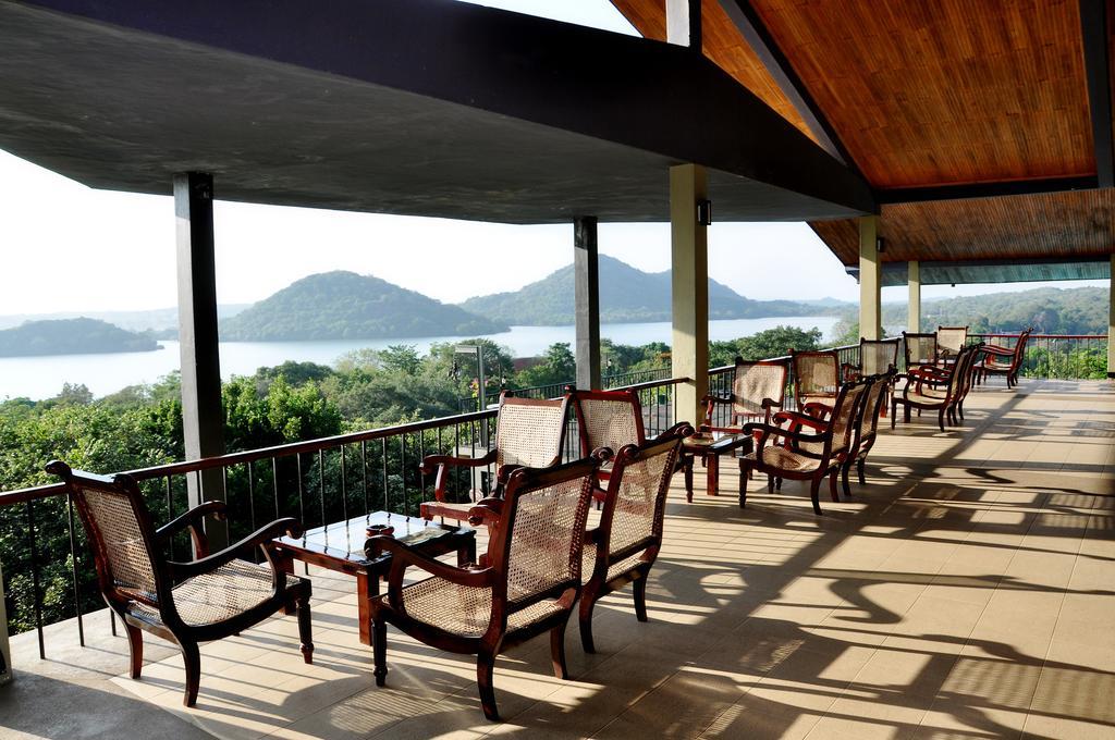 Giritale Hotel Polonnaruwa Bagian luar foto