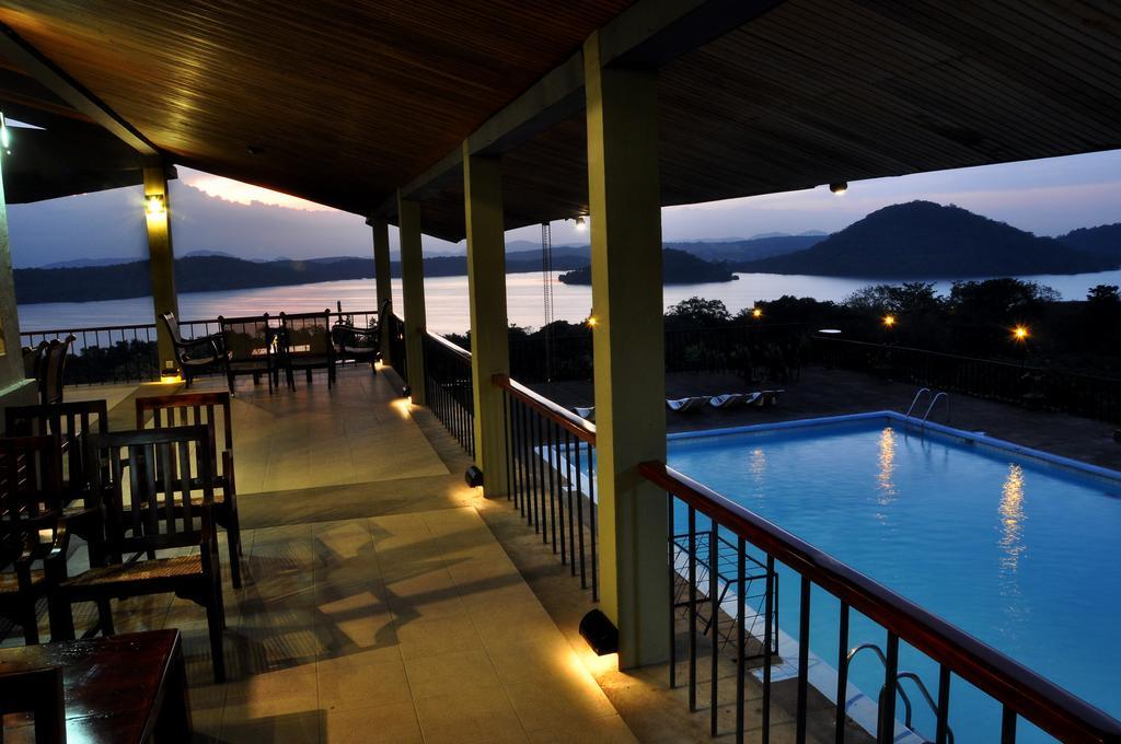 Giritale Hotel Polonnaruwa Bagian luar foto