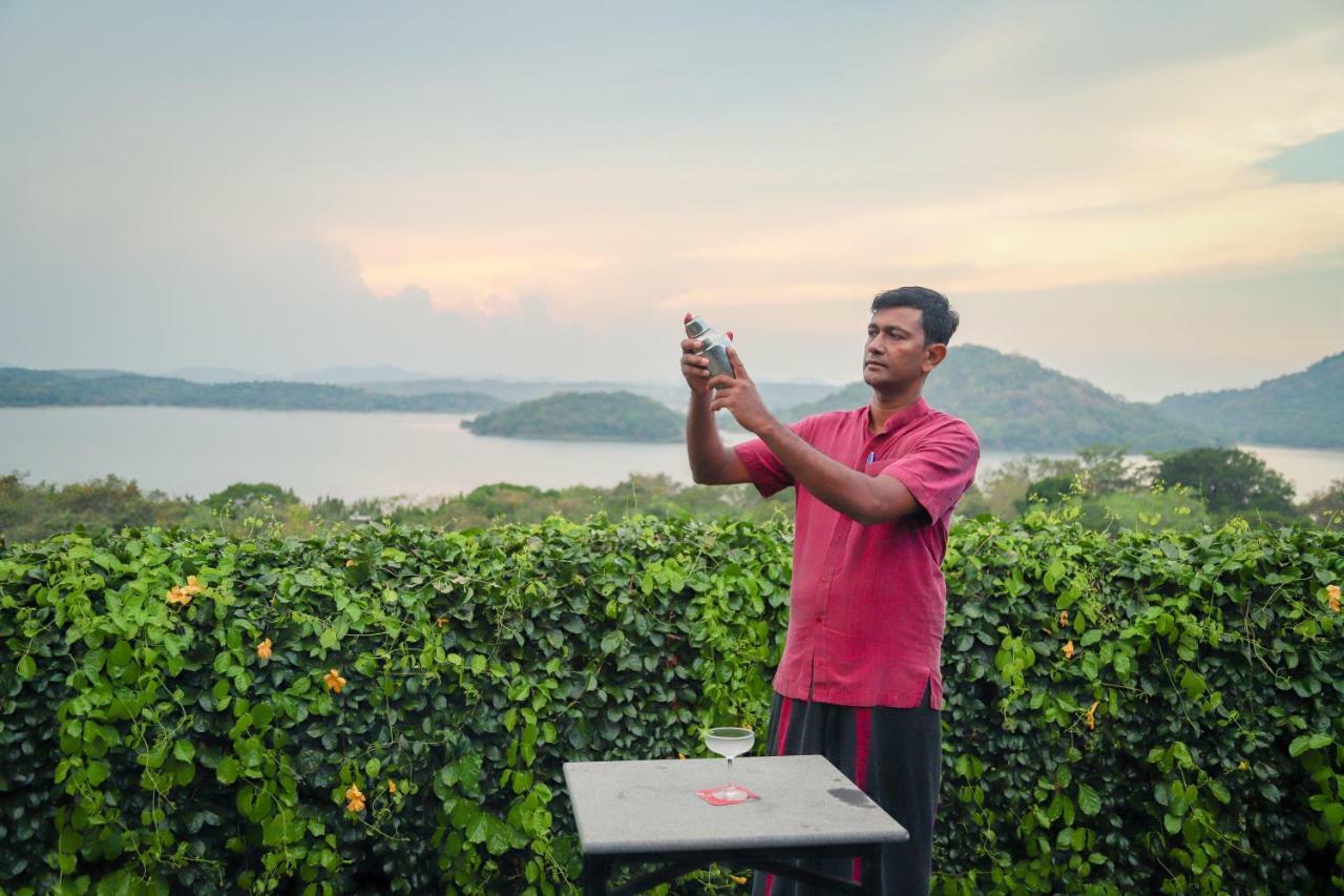 Giritale Hotel Polonnaruwa Bagian luar foto