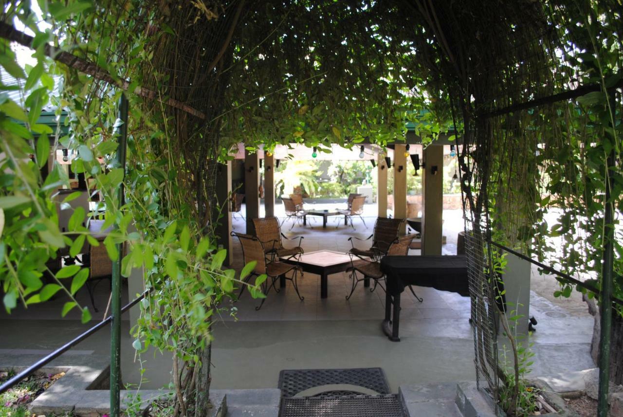 Giritale Hotel Polonnaruwa Bagian luar foto